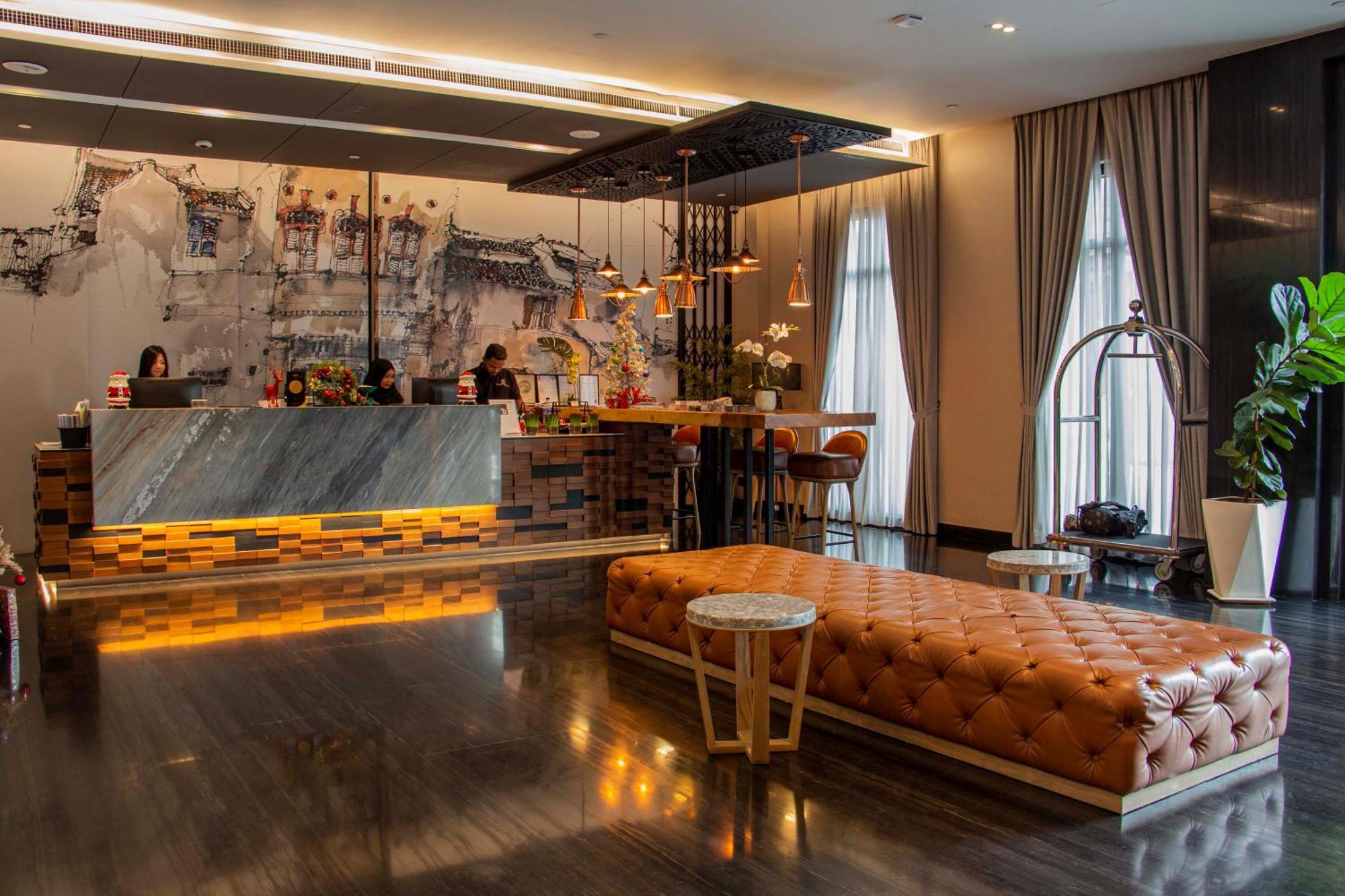 Victoria Garden Hotel 3*